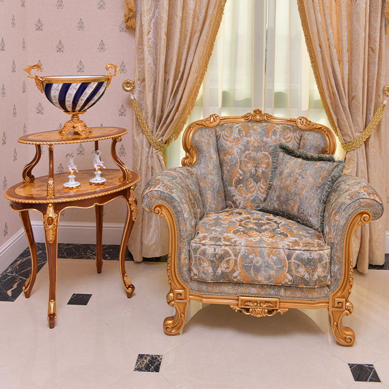 Classic Design Italian Armchair in gold color finishing