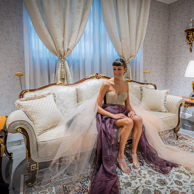 Italian classic luxury sofa 3 seater in natural wood color finishing 