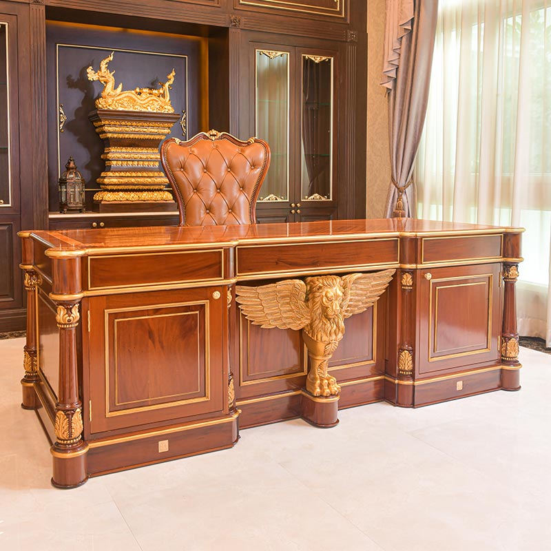 Classic Office Furniture | Italian Luxury Classic Office Furniture
