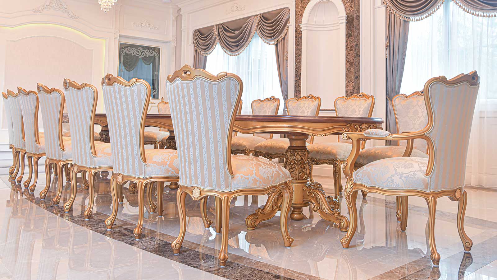 classic dining room tables
