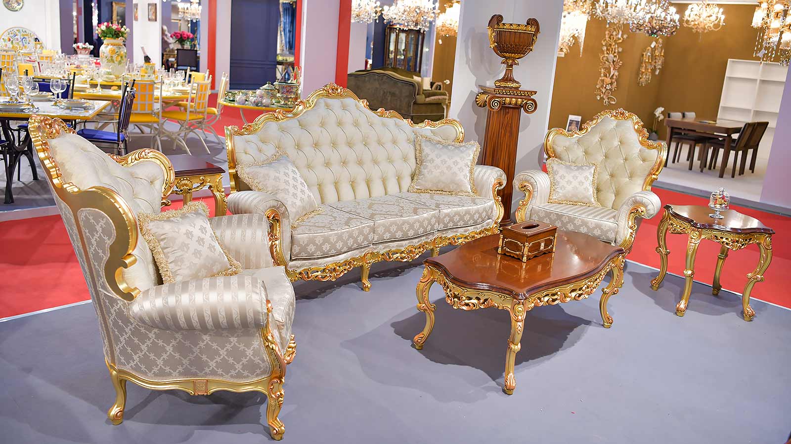 nothing Troubled Countryside Italian Living Room Furniture - Classic Luxury Living Room Furniture