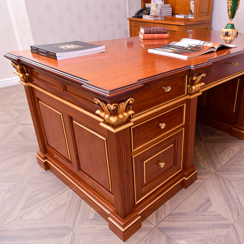 Italian classic traditional office desk