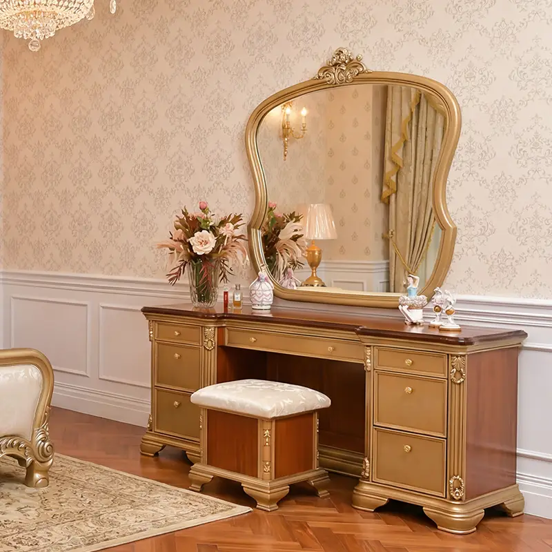 Classic design dressing table and mirror in luxury bedroom